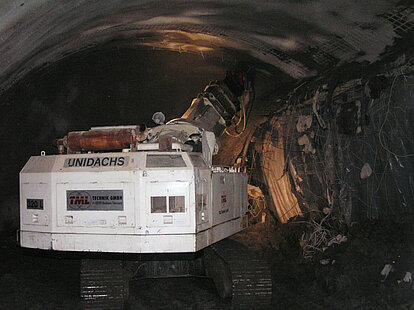 Unidachs 632 Vortrieb Tunnel