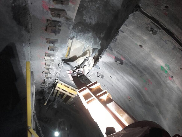 Una Unidachs en la construcción de un túnel en el metro